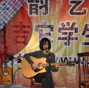 史漠烟 民谣吉他弹唱《老男孩》